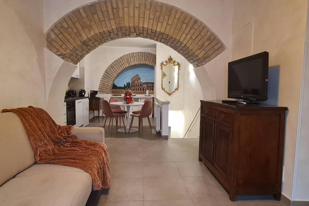 Mon Cheri Colosseo Ρώμη Εξωτερικό φωτογραφία
